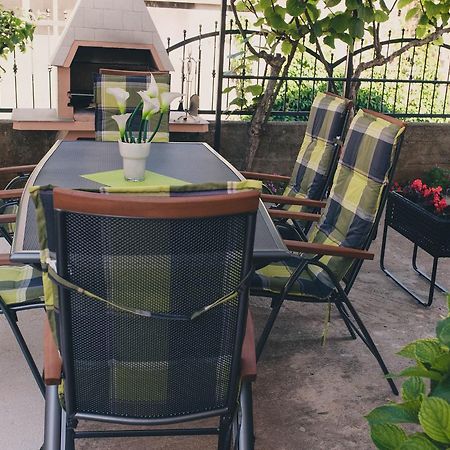 Apartments Sunny Garden Brodarica  Exterior foto